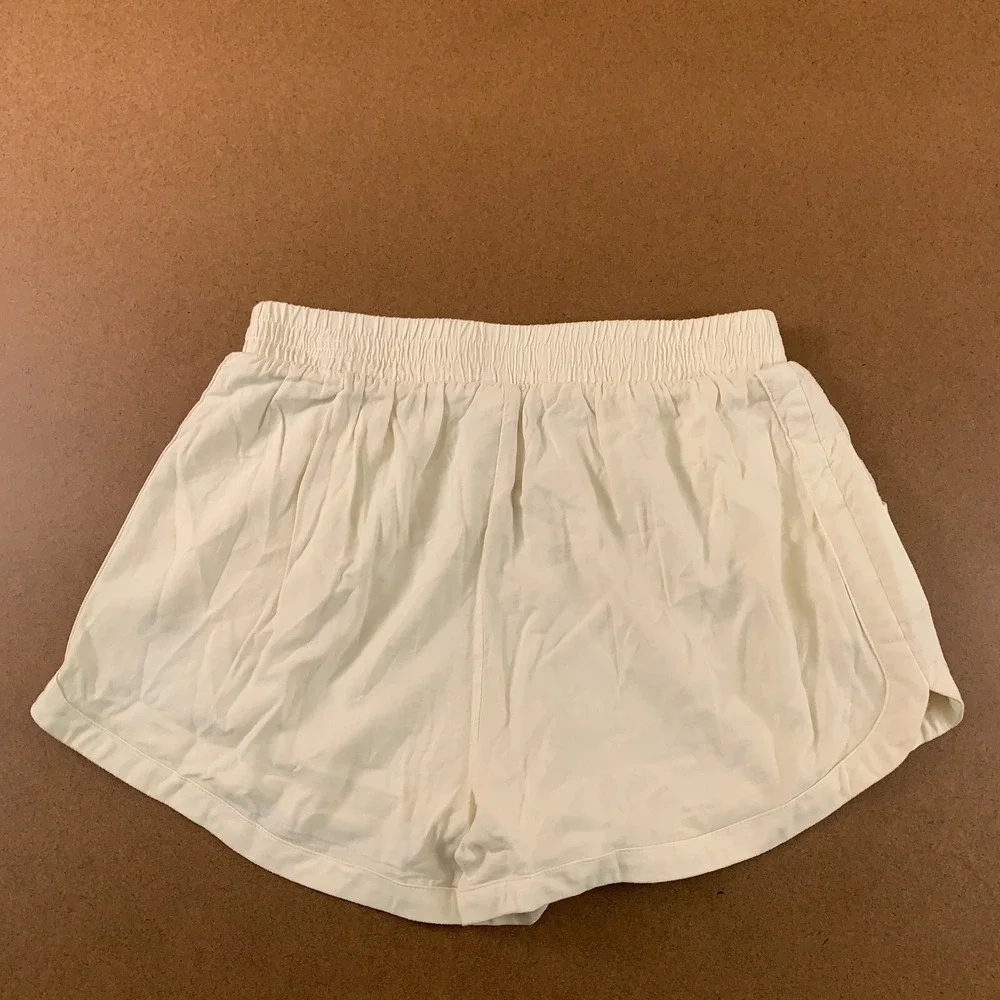 Wild Fable Womens Medium Off White Pocketed Elastic Waist Pull On Shorts NWT - Picture 4 of 7